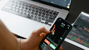 Minimizing the Risk of Technology by Leveraging Business Ethics